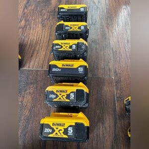 DeWalt 20V XR Battery Pack (1)